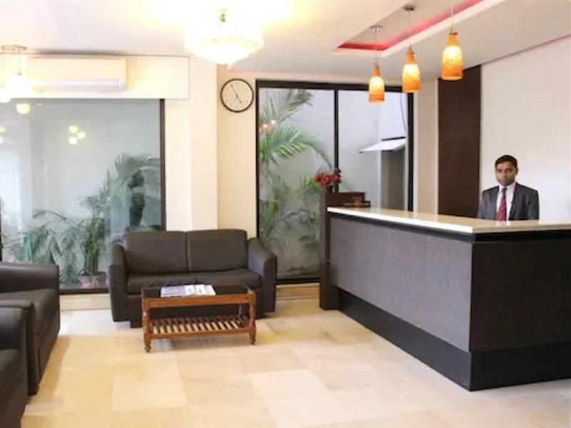 Hotel Aarya Inn Raipur  Exterior photo